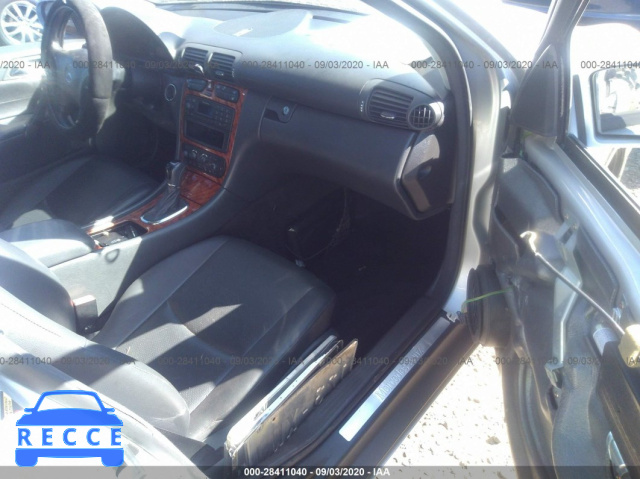 2001 MERCEDES-BENZ C-CLASS WDBRF61J61F034103 image 4