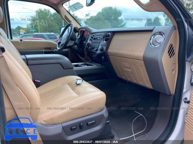 2011 FORD SUPER DUTY F-350 SRW XL/XLT/LARIAT/KING RANCH 1FT8W3B61BEB52685 image 4