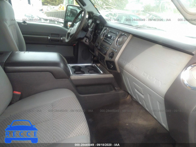 2011 FORD SUPER DUTY F-350 SRW XL/XLT/LARIAT 1FT8X3B64BEA26222 image 4