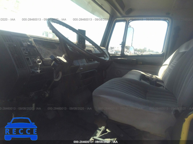 2002 FREIGHTLINER MEDIUM CONVENTIONAL FL70 1FVABSAK42DJ75877 image 4