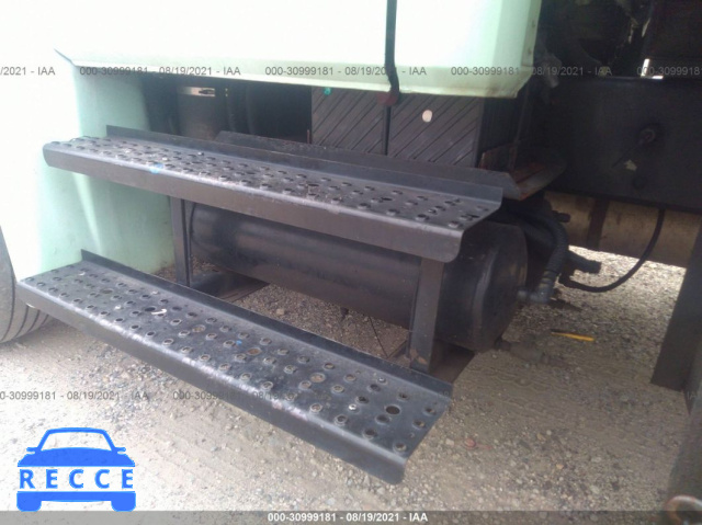 2001 FREIGHTLINER FL70 FL70 1FVABSCS91HJ99080 image 13