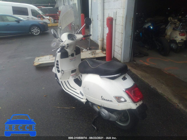 2016 VESPA GTS 300 SUPER ZAPM459L3G5101058 Bild 2